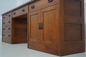 75110: STICKLEY Mission Oak Kneehole Office Creden