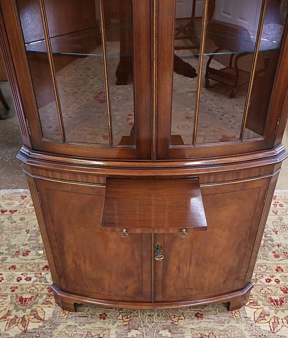 English Bevan Funnell Reprodux Mahogany Chippendale Corner Cabinet