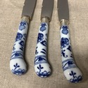 Antique Blue Onion Porcelain Knives Set of 3 Blue 