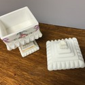 Westmoreland Roses & Bows Wedding Box Pedestal Can