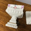 Westmoreland Roses & Bows Wedding Box Pedestal Can