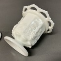Westmoreland Sugar Bowl or Spooner w Lid White Mil