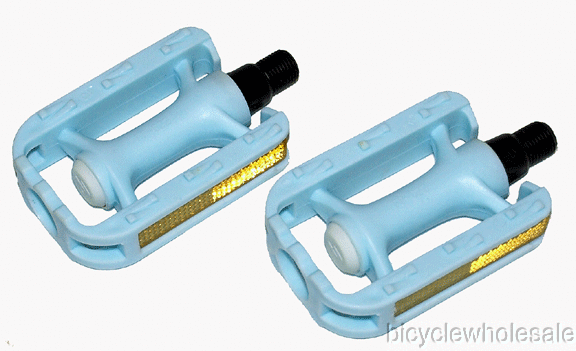 6081-PedalsLightBlueTrike.gif