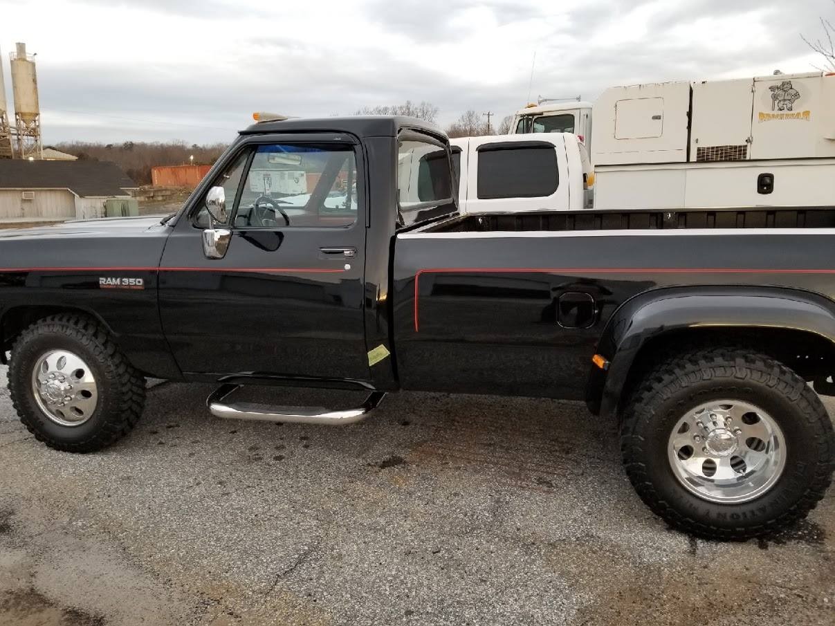 1st Gen Dodge Mega Cab