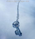 m/w Swarovski Crystal Blue Shade Big Yoko Ono Key 