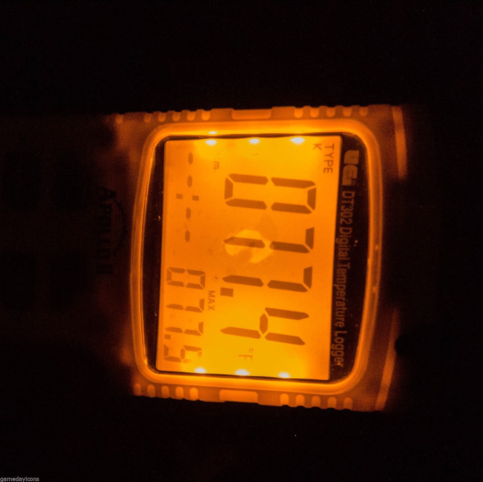 thumbnail image 2 of Uei Dt302 Digital Temperature Logger Thermometer 2 of 13