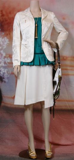 Giorgio Armani フード付きジャケット アイボリー Emporio Armani women's linen-blend jacket e3ng36f2207 Ecru