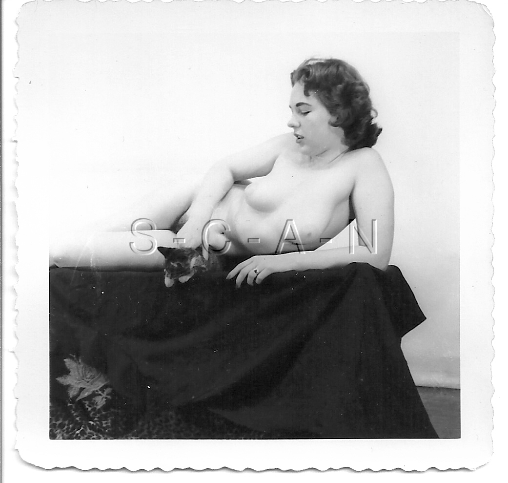 Details about Original Vintage 1940s-50s Artistic Camera Club Nude RP-  Woman Holds Cat- Kitten