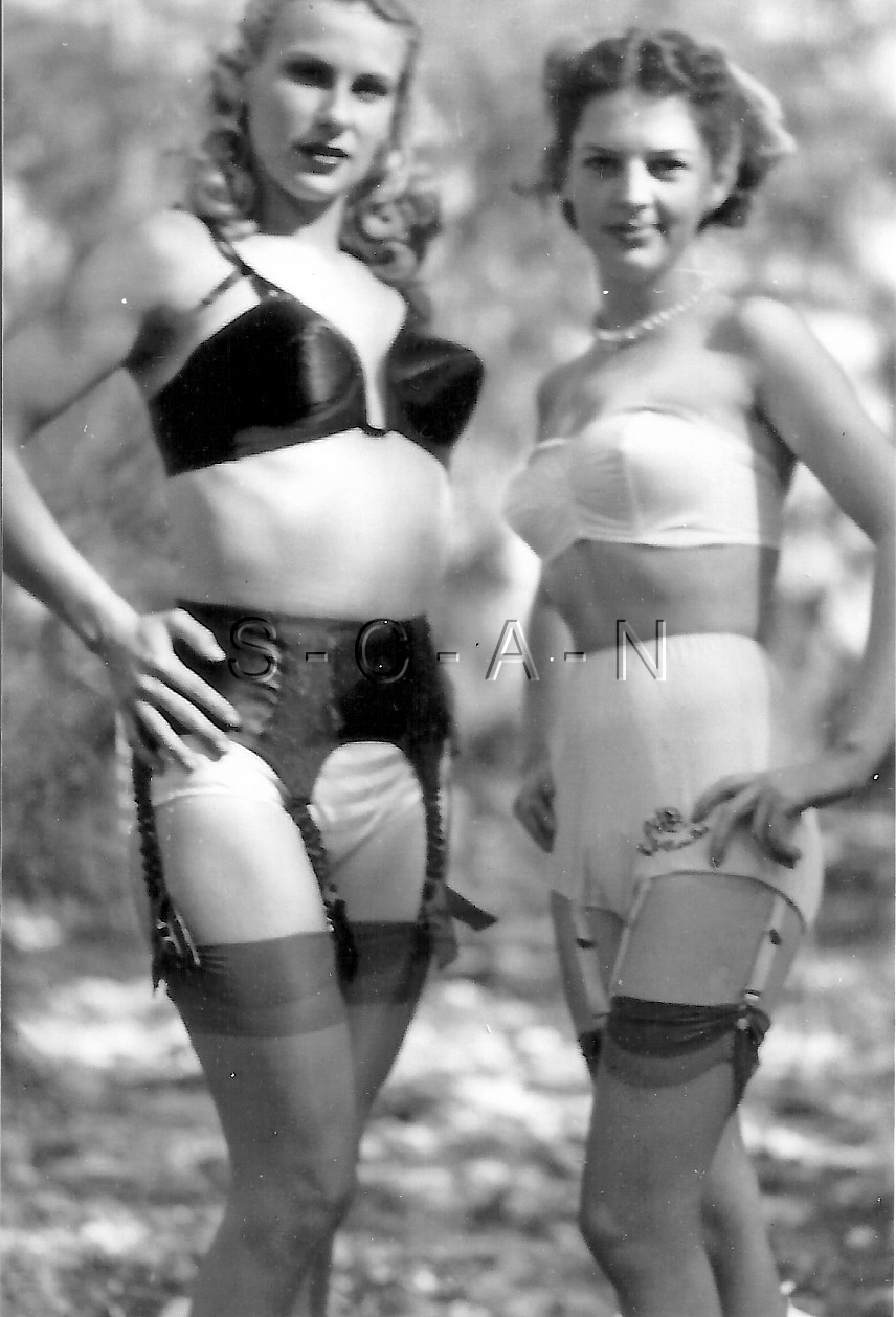 1940s 60s 4 X 6 Repro Risque Pinup Rp Two Women In Panties Bra Garter Ebay