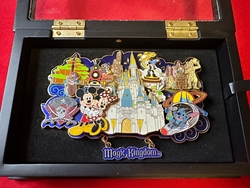 MEGA JUMBO Pin LE 1000 Disney Splash Mountain, Haunted Mansion