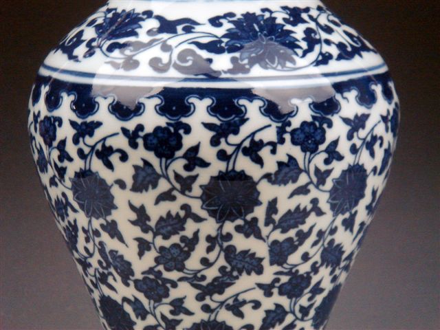 中国美術 白玉 刻猪 根付 置物 5.7cmx3.1cm(HA423) AN EXQUISITE LARGE RETICULATED WHITE JADE 'DRAGON' PLAQUE