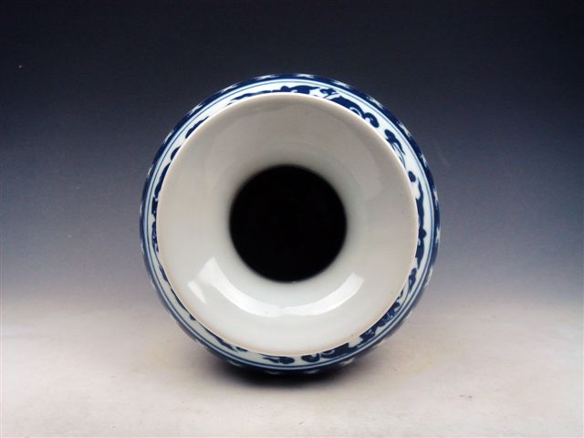 華♦︎ 11 Inches Blue&White Glazed Porcelain QingHua Flowers