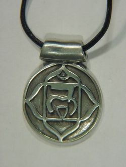 BUTW Muladhara Root  Base 1st Chakra  Amulet Pewter Pendant Necklace 9778B