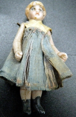 Antique Bisque doll small Cat Hertwig社 Antique Bisque doll small