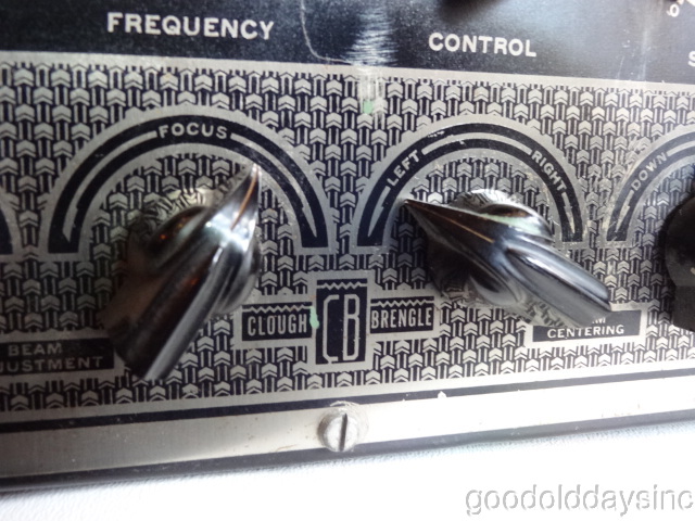 1950s Crosley Tube Radio Black "Bullseye" Bakelite