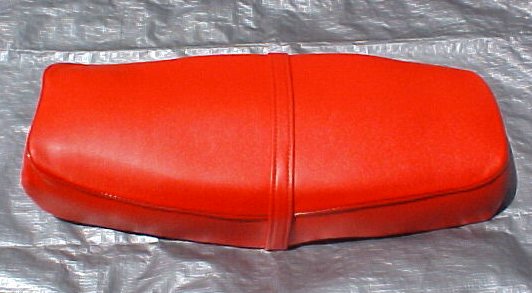 coolretrobikes : HONDA CB77 305 SUPERHAWK SEAT COVER w/ CHROME TRIM RED