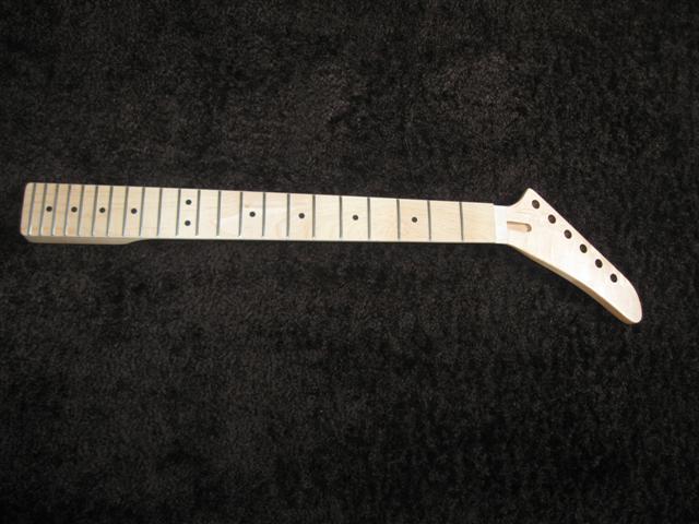 chernobly41 : CUSTOM BANANA KRAMER STYLE MAPLE NECK - PROJECT NEW