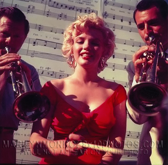 MARILYN MONROE ON THE DRUMS (1) RARE 8x10 PHOTO