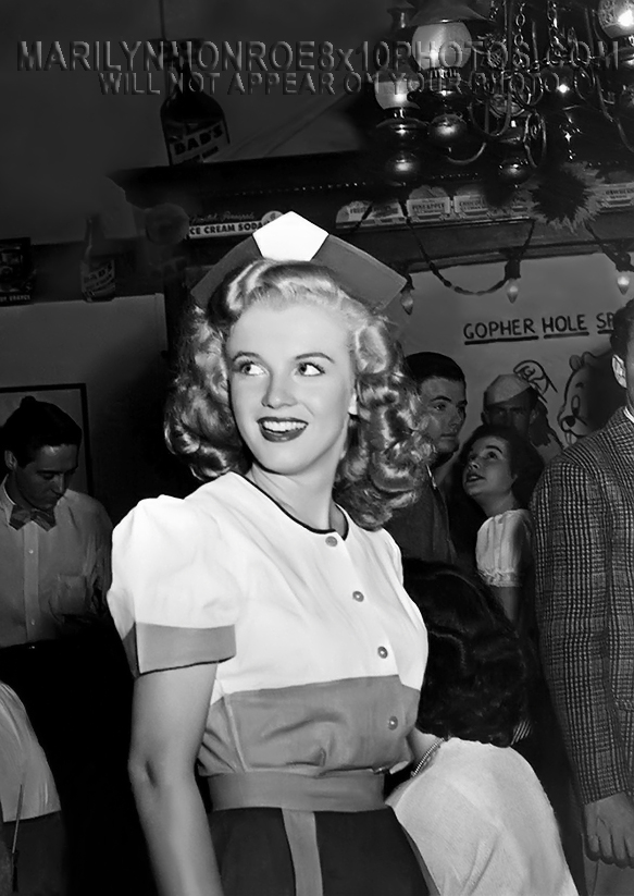 MARILYN MONROE 17yrs Old at Party (1) RARE 8x10 PHOTO