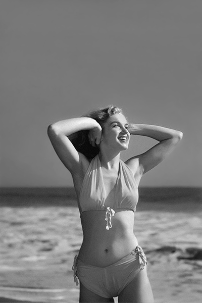 MARILYN MONROE 1946 PRIVATEBEACHSHOOT (2) RARE 8x10 PHOTOS 