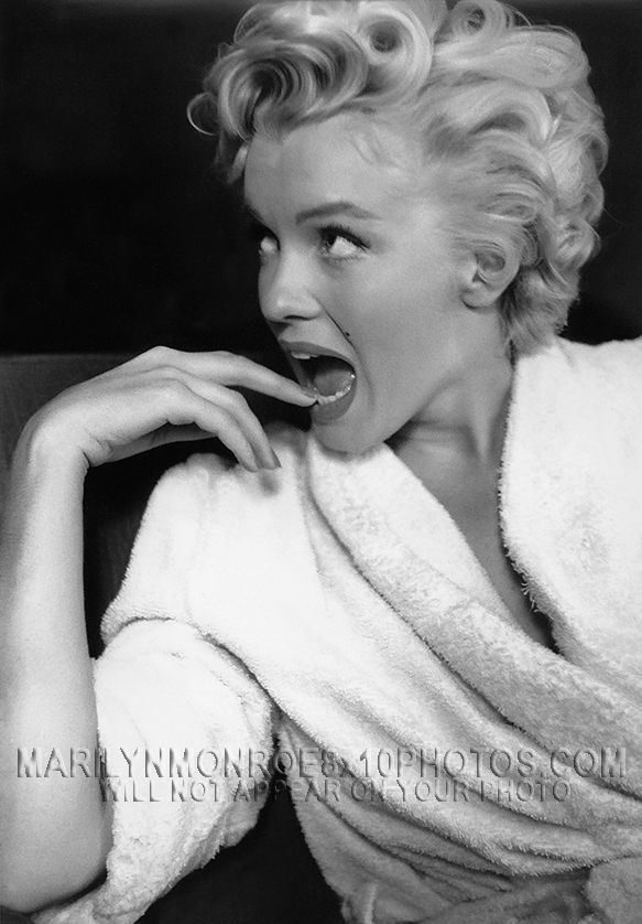 MARILYN MONROE 7 YEAR ITCH PRESHOOT (2) RARE 8x10 PHOTOS 