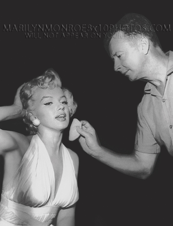 MARILYN MONROE 7YRITCH SUBWAYPRESHOOT (2) RARE 8x10 PHOTOS