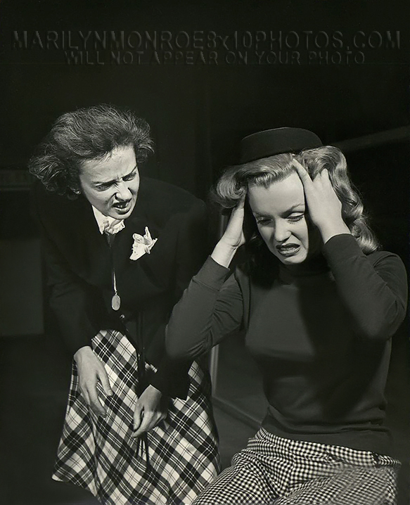 MARILYN MONROE ACTING CLASS (2) RARE 8x10 PHOTOS 