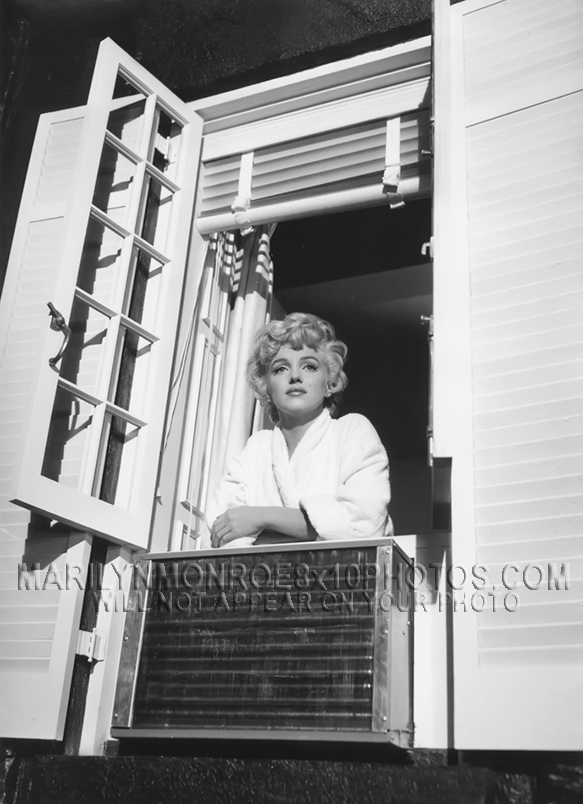 MARILYN MONROE at WINDOW in BATHROBE (3) RARE 8x10 PHOTOS 