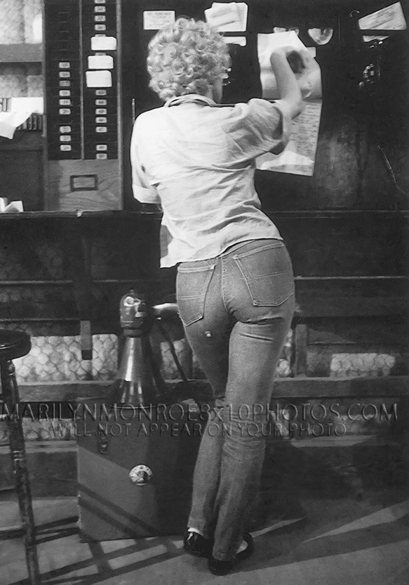 MARILYN MONROE BACKSIDE VIEW(1) RARE 8x10 PHOTO