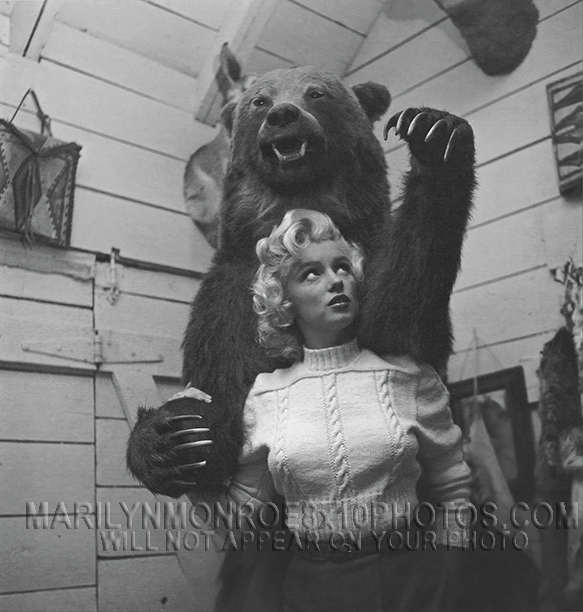 MARILYN MONROE BEAR HUG (2) RARE 8x10 PHOTOS 