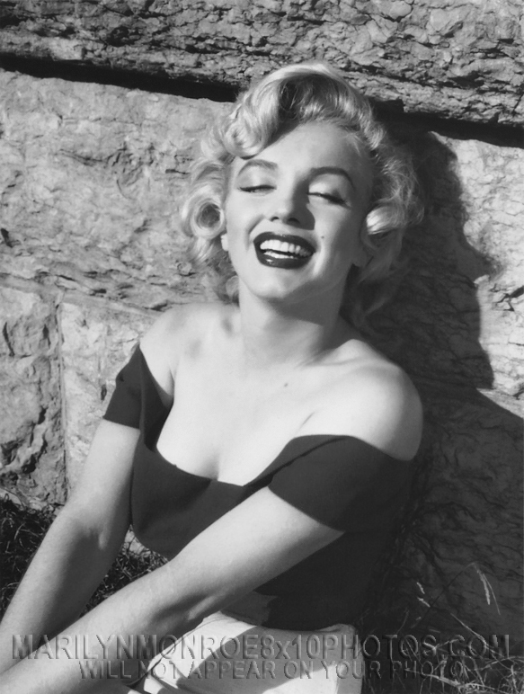 MARILYN MONROE BEAUTY AGAINST A ROCK (2) RARE 8x10 PHOTOS 