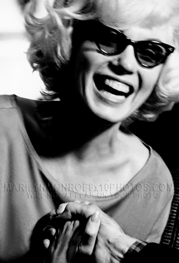 MARILYN MONROE BEAUTY IN 1950sSHADES (2) RARE 8x10 PHOTOS 