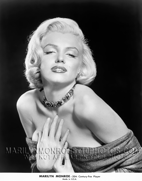 MARILYN MONROE BEAUTY IN A PROMO SHOT (1) RARE 8x10 PHOTO