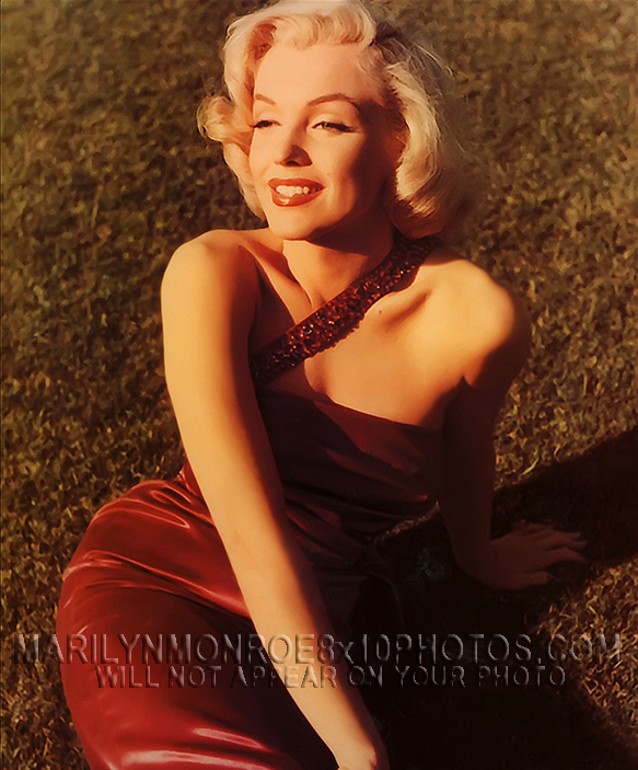 MARILYN MONROE BEAUTY IN REDSILKDRESS (2) RARE 8x10 PHOTOS