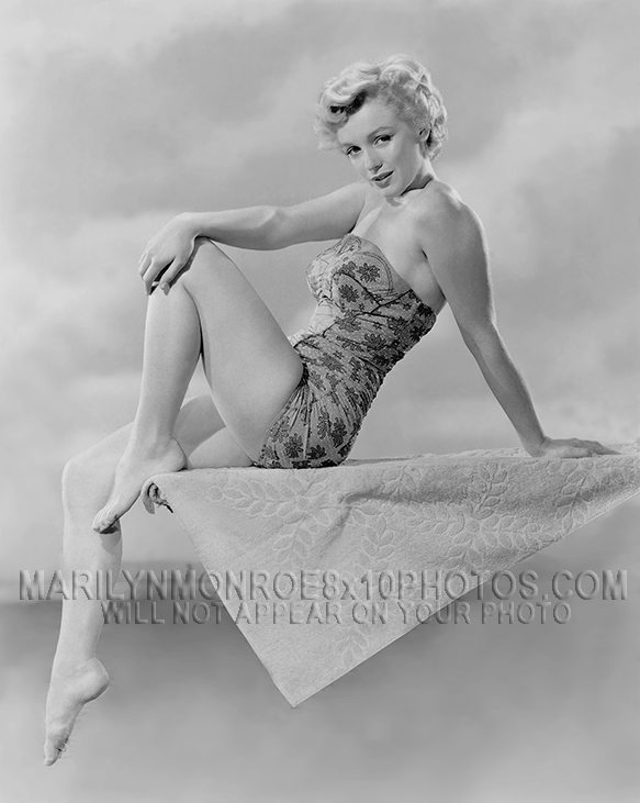 MARILYN MONROE BEAUTY ON A DIVE BOARD (1) RARE 8x10 PHOTO