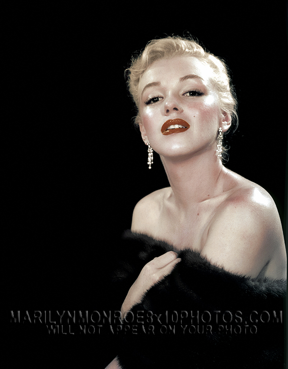 MARILYN MONROE BEAUTY WRAPPED IN FUR (1) RARE 8x10 PHOTO