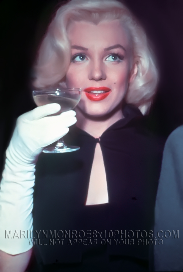 MARILYN MONROE CHAMPAGNE n WHITEGLOVE(1) RARE 8x10 PHOTO