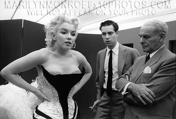 MARILYN MONROE CIRCUS SHOW BACKSTAGE (3) RARE 8x10 PHOTOS 