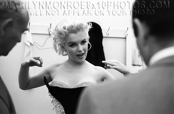 MARILYN MONROE CIRCUS SHOW BACKSTAGE (3) RARE 8x10 PHOTOS