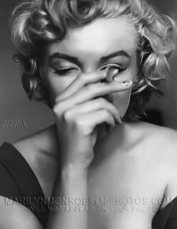 MARILYN MONROE CLOSEUP with CiGnDRiNK (2) RARE 8x10 PHOTOS 