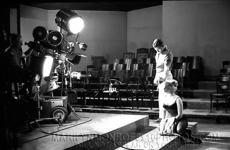 MARILYN MONROE DANCE NUMBER PRESHOOT (2) RARE 8x10 PHOTOS