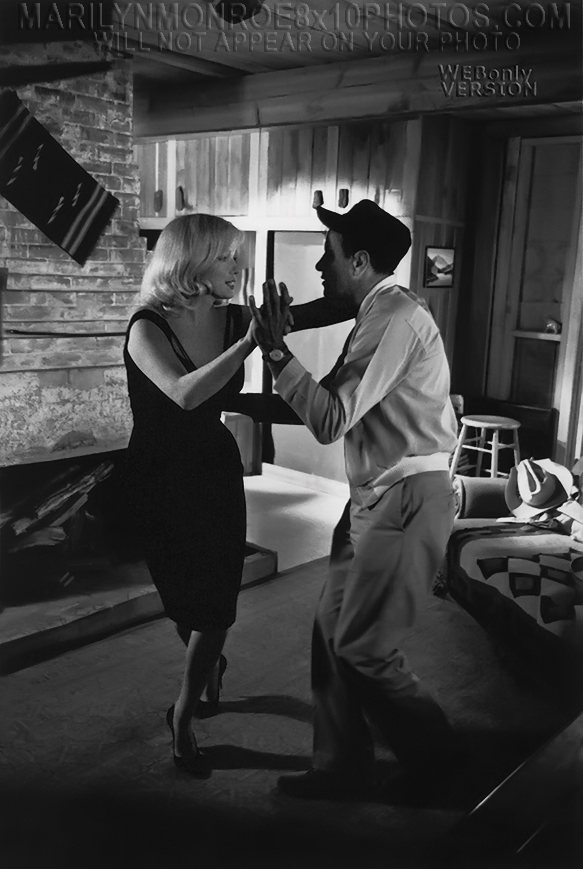 MARILYN MONROE DANCiNG IN LIVINGROOM(1) RARE 8x10 PHOTO