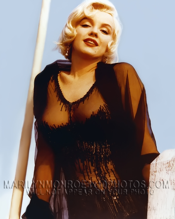 MARILYN MONROE IN SEXY SEETHRU DRESS (2) RARE 8x10 PHOTOS