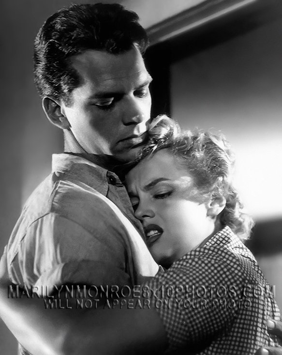 MARILYN MONROE IN THE ARMS OF  ONSET(1) RARE 8x10 PHOTO