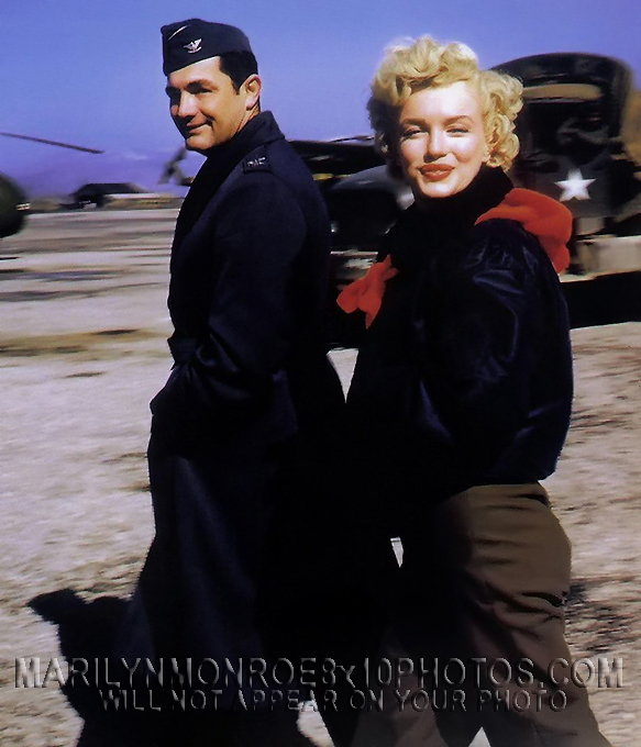 MARILYN MONROE KOREA ARMY BASE (1) RARE 8x10 PHOTO