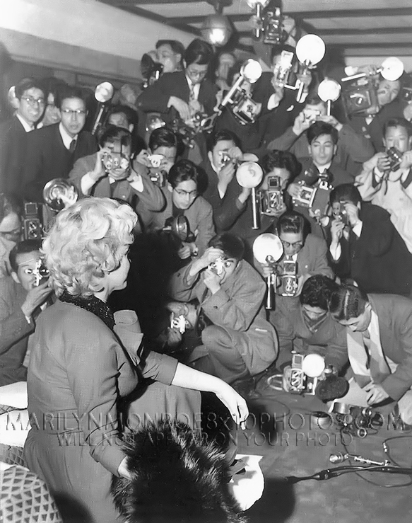 MARILYN MONROE KOREA PRESS(1) RARE 8x10 PHOTO