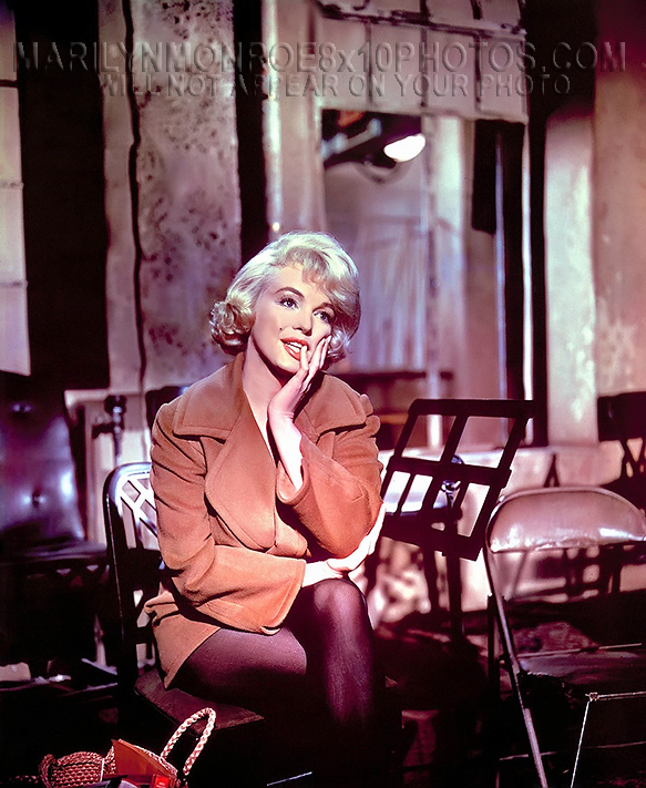 MARILYN MONROE LETS MAKE LOVE ONSET (1) RARE 8x10 PHOTO