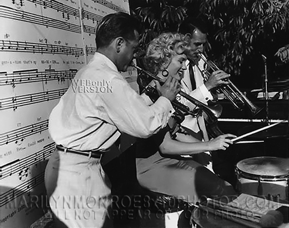 MARILYN MONROE MM on the DRUMS (3) RARE 8x10 PHOTOS 