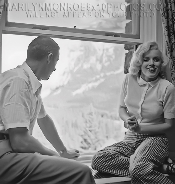 MARILYN MONROE MOUNTAIN VIEW with JOE (3) RARE 8x10 PHOTOS 