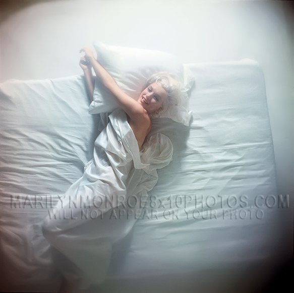 MARILYN MONROE NUDE BETWEEN SHEETS (1) RARE 8x10 PHOTO